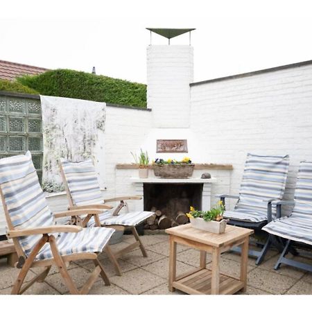 Quiet Location Yet Close To The Beach And Center Large Enclosed Garden Renesse Bagian luar foto