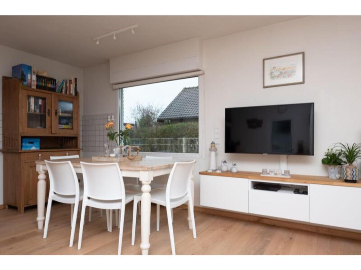Quiet Location Yet Close To The Beach And Center Large Enclosed Garden Renesse Bagian luar foto