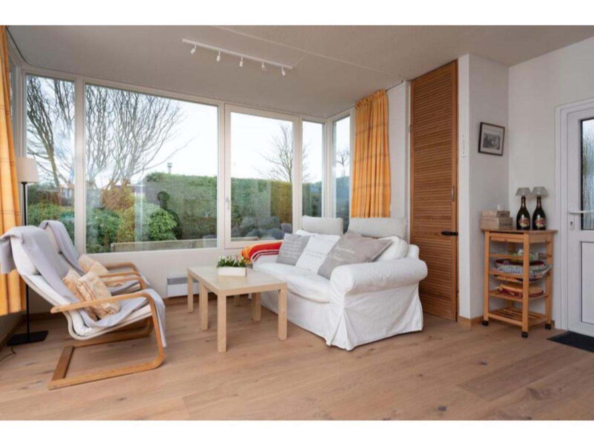 Quiet Location Yet Close To The Beach And Center Large Enclosed Garden Renesse Bagian luar foto