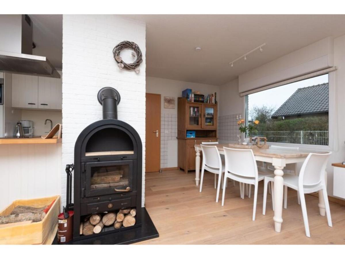 Quiet Location Yet Close To The Beach And Center Large Enclosed Garden Renesse Bagian luar foto